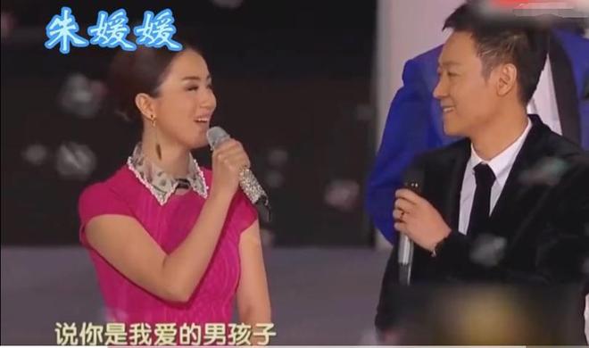 辛柏青悲痛发文赵丽颖等多位明星悼念冰球突