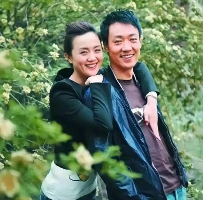 辛柏青悲痛发文赵丽颖等多位明星悼念冰球突破游戏演员朱媛媛患癌去世丈夫(图19)